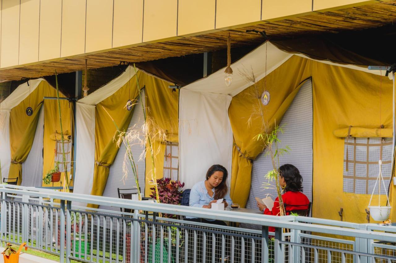 פוקהרה Kalash Parkaze And Tent Inn מראה חיצוני תמונה