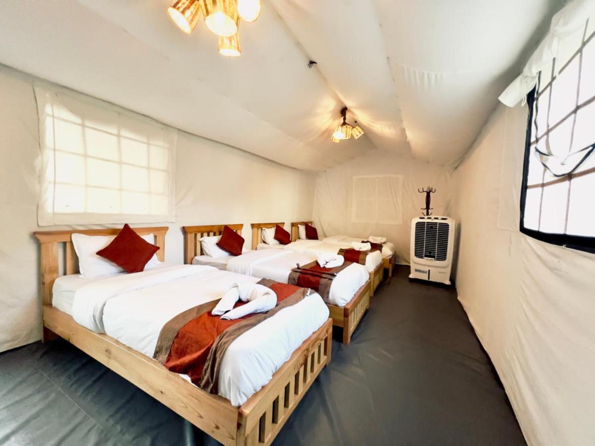פוקהרה Kalash Parkaze And Tent Inn מראה חיצוני תמונה