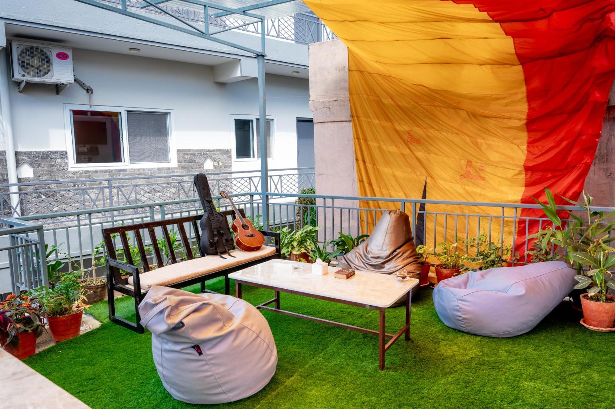פוקהרה Kalash Parkaze And Tent Inn מראה חיצוני תמונה